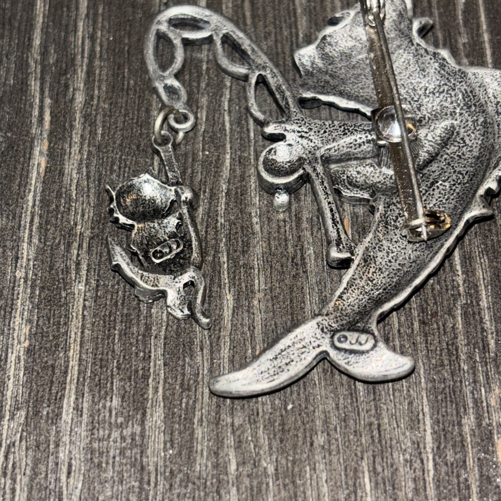 JJ Jonette Pewter Fish With Rod Catching Cat, Signed M164 - Picture 3 of 5